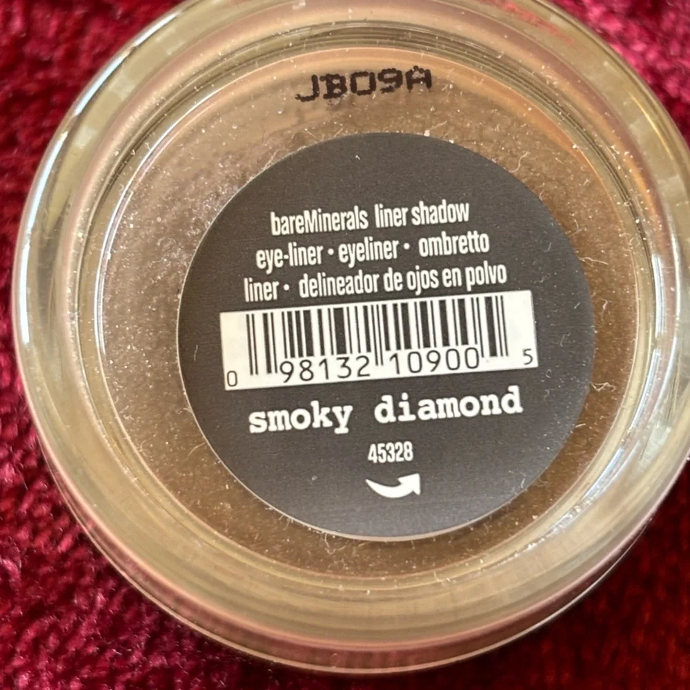 New Sealed Lot 10 Assorted Eyeshadows Blush Veil Eyeliner Brush Radiance - Picture 5 of 11